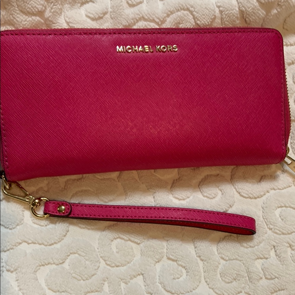 Michael Kors Pink Wallet